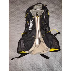 Camelbak Octane 18X Hydration Pack Black/Yellow - no bladder